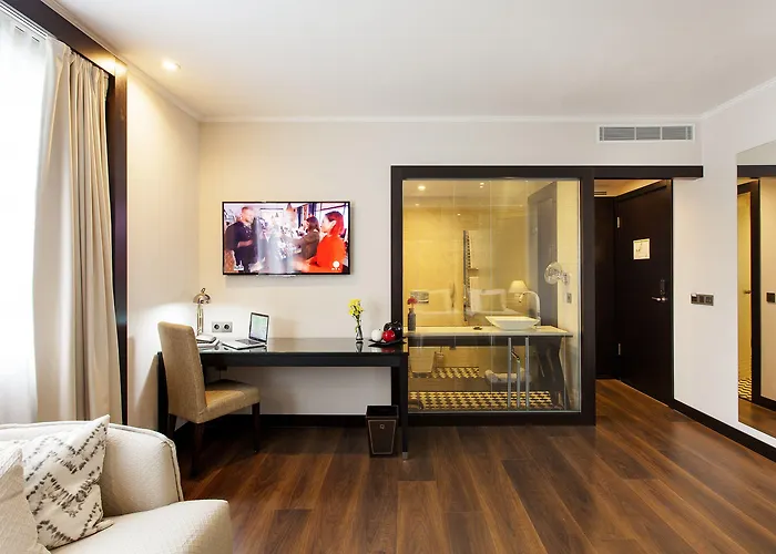 Quentin Boutique Hotel