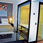 Quentin Boutique 4*