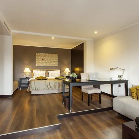 Quentin Boutique 4*
