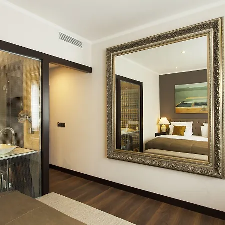 Ξενοδοχείο Quentin Boutique 4*