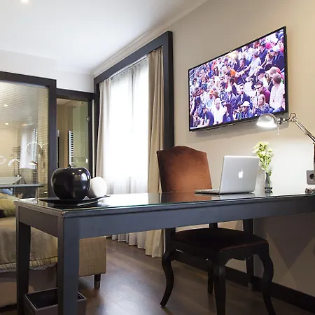 Hotel Quentin Boutique 4*