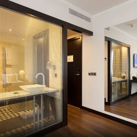 Quentin Boutique 4*