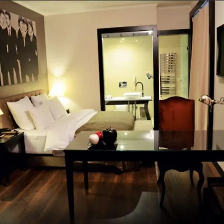 Quentin Boutique Hotel