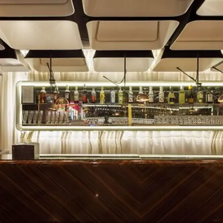 Ξενοδοχείο Quentin Boutique 4*