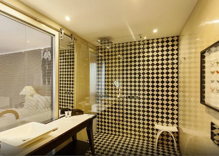 Hotel Quentin Boutique 4*