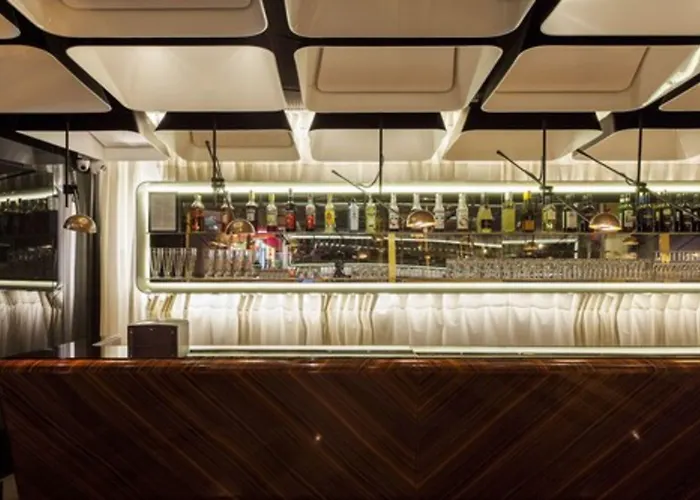 Hotel Quentin Boutique 4*